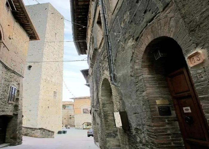 Montana Escape, Tuscan Feriehus Chiusdino