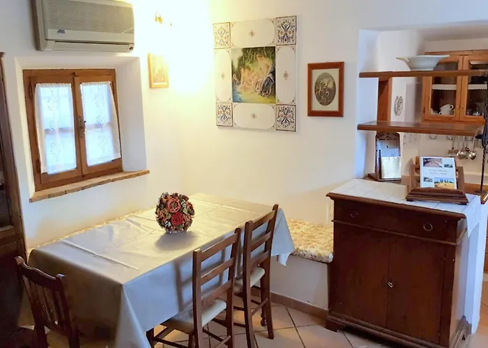 Montana Escape, Tuscan